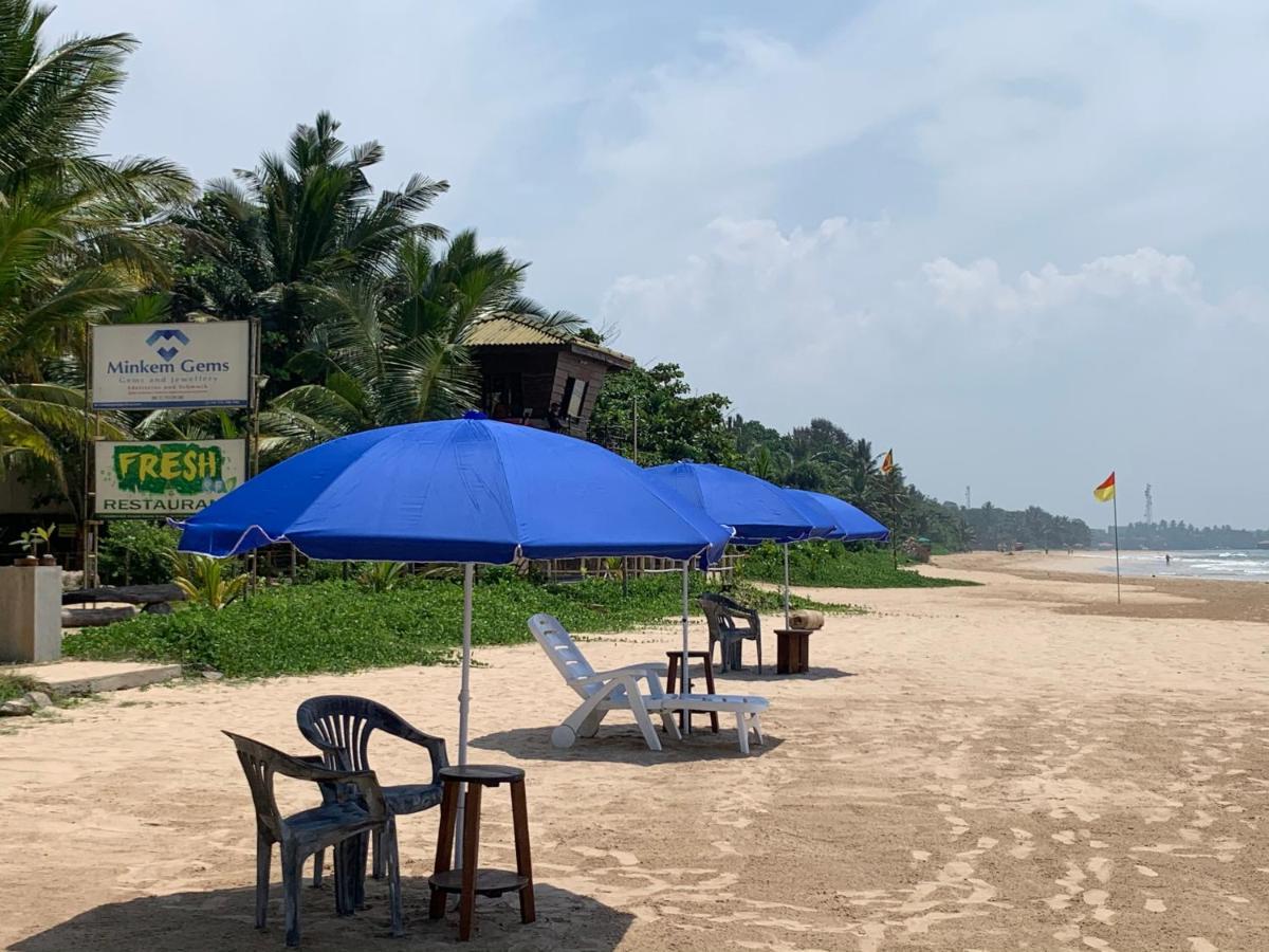 Anveela Hotel Beruwala Exterior photo